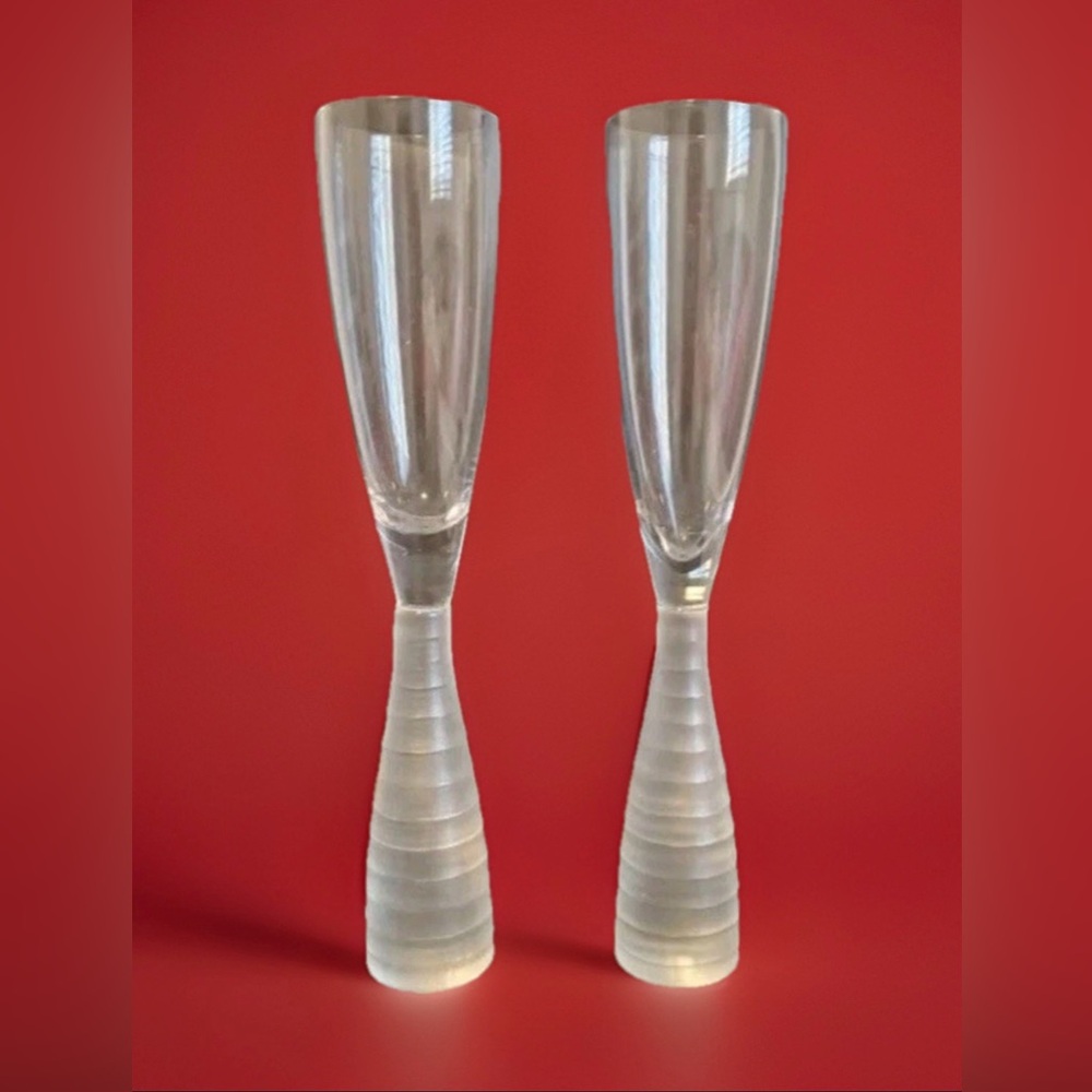 (2) Z Gallerie Clear/Frosted Ribbed Stem Champagne Flutes